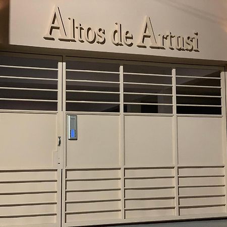شقة Altos De Artusi Concepción del Uruguay المظهر الخارجي الصورة